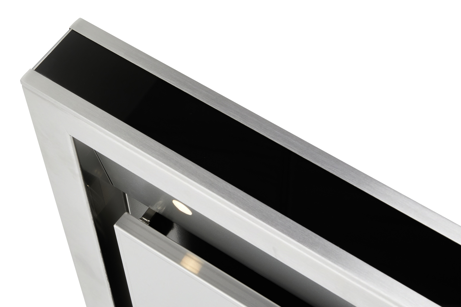Schweigen Silent Wallmount Rangehood 900mm DS3326-9S (SECOND) - Image 10